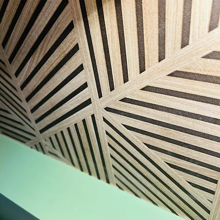 La Petite Rhonelle - En Hypercentre